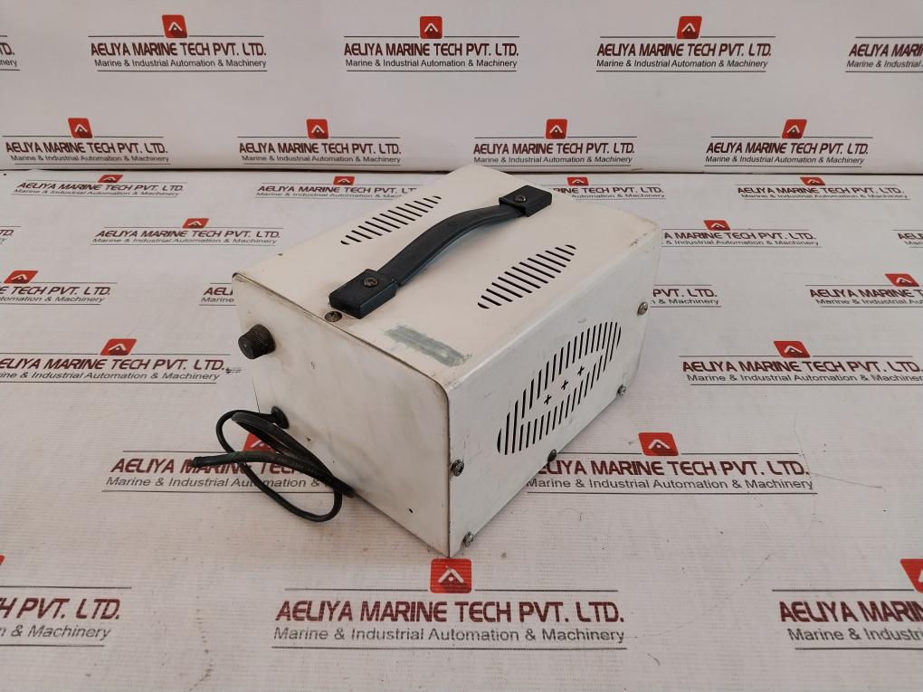 Hanil 2000Vau Transformer 2Kva 110V/220V 9.094A 60Hz Metal Enclosure
