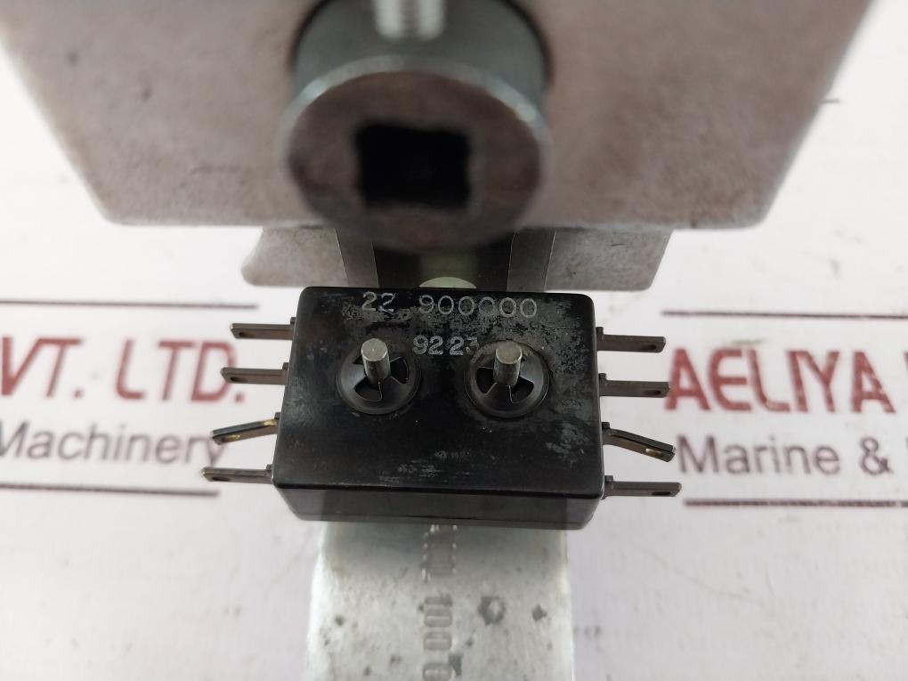 Hanl 100 019R1 Drawer Operating Mechanism 22 900000 9223