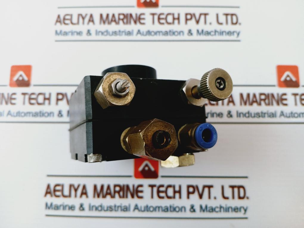 Hanla Level Hl-hct-100m Limit Switch 580 Gm