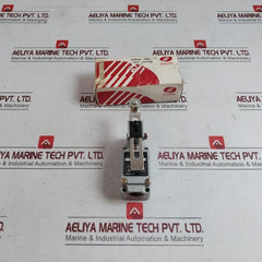 Hanyoung Hy-m904 Limit Switch Ac 250V 6A En60947-5-1