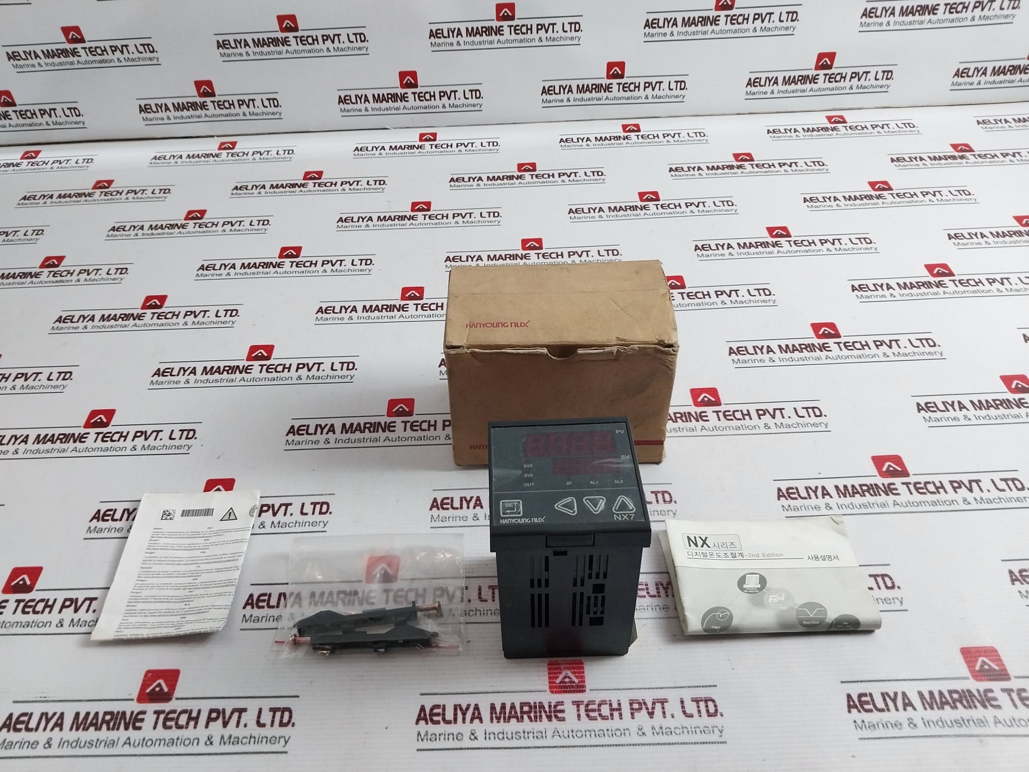 Hanyoung Nux Nx7_00 Multi Temperature Controller 100-240V 50/60Hz 4-20 Ma