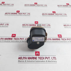 Harwil Q-5/3/2/C Fluid Flow Switch 250Vac 1/2Amp A018A