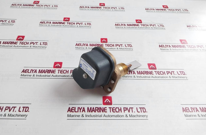 Harwil Q-5/3/2/C Fluid Flow Switch 250Vac 1/2Amp A018A