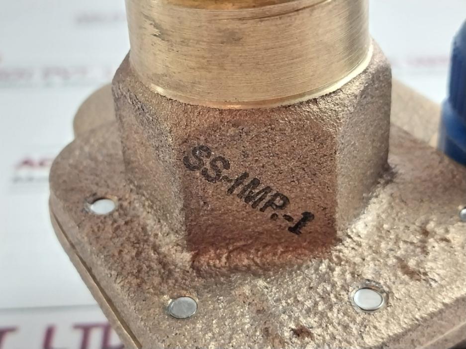 Harwil Q-5/3/2/C Fluid Flow Switch 250Vac 1/2Amp A018A