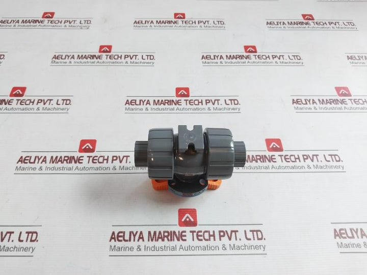 Hayward Tbh1150Astv0000 Tbh Series Ball Valves True Union 1-1/2” Pvc Fpm Nsf/Ansi 61 & 372