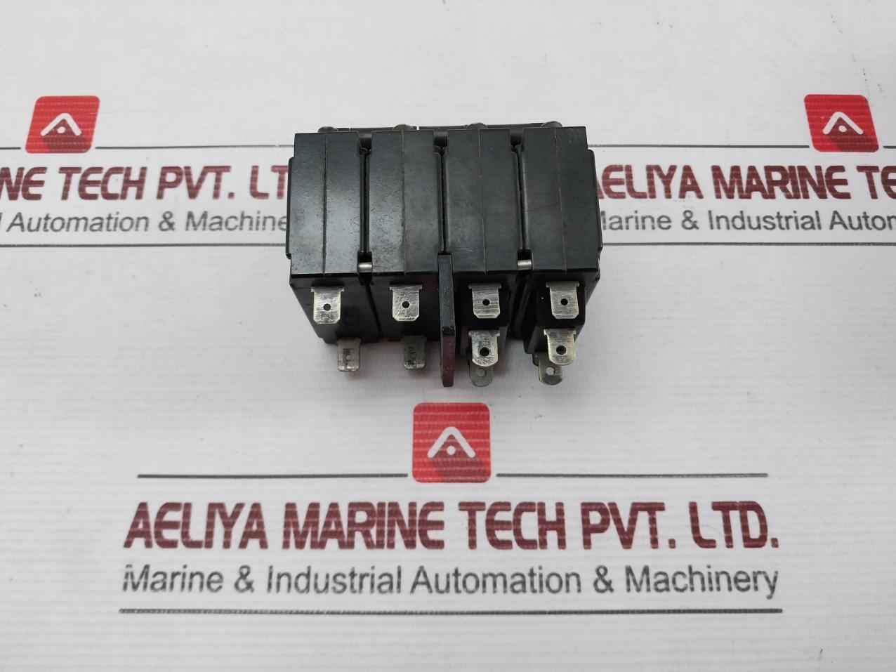Heinemann 001-10830 Circuit Breaker
