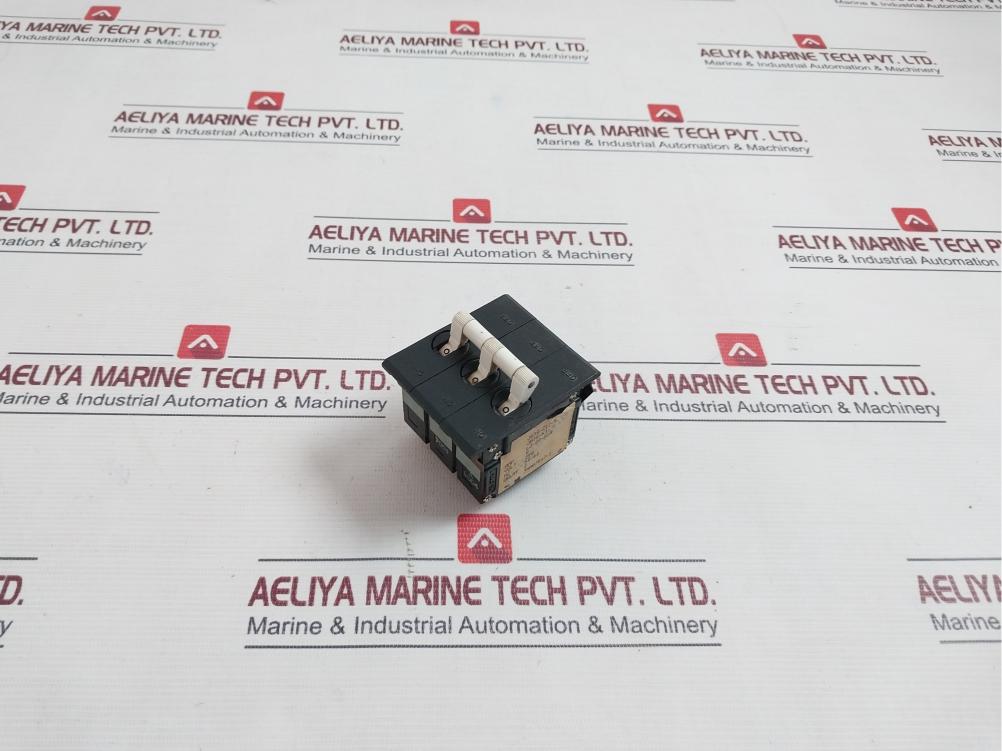 Heinemann Jb3S-z12-5 Circuit Breaker 250V 3Hab7847-1 1500A/P2