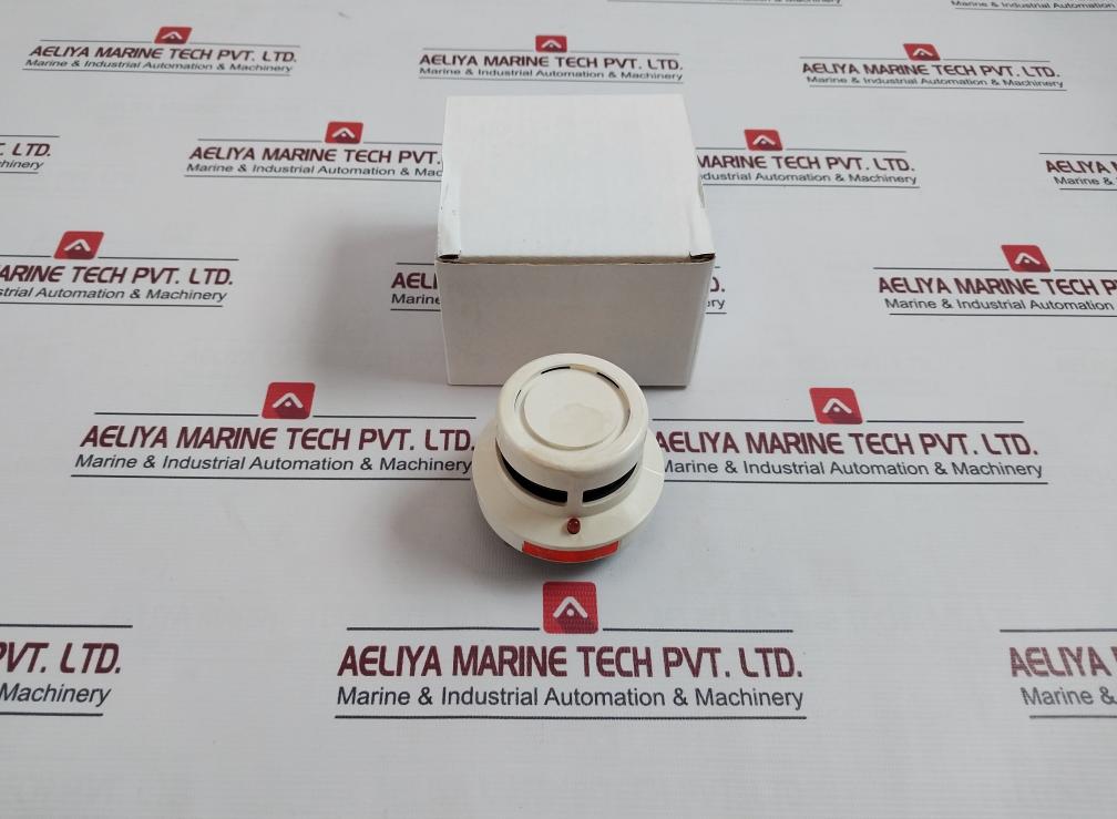 Hekatron Orm 130/8 Optical Smoke Detector 560Ω