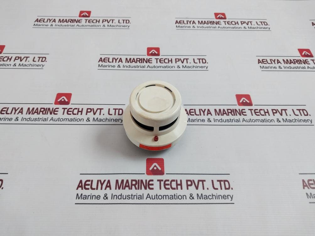 Hekatron Orm 130/8 Optical Smoke Detector 560Ω