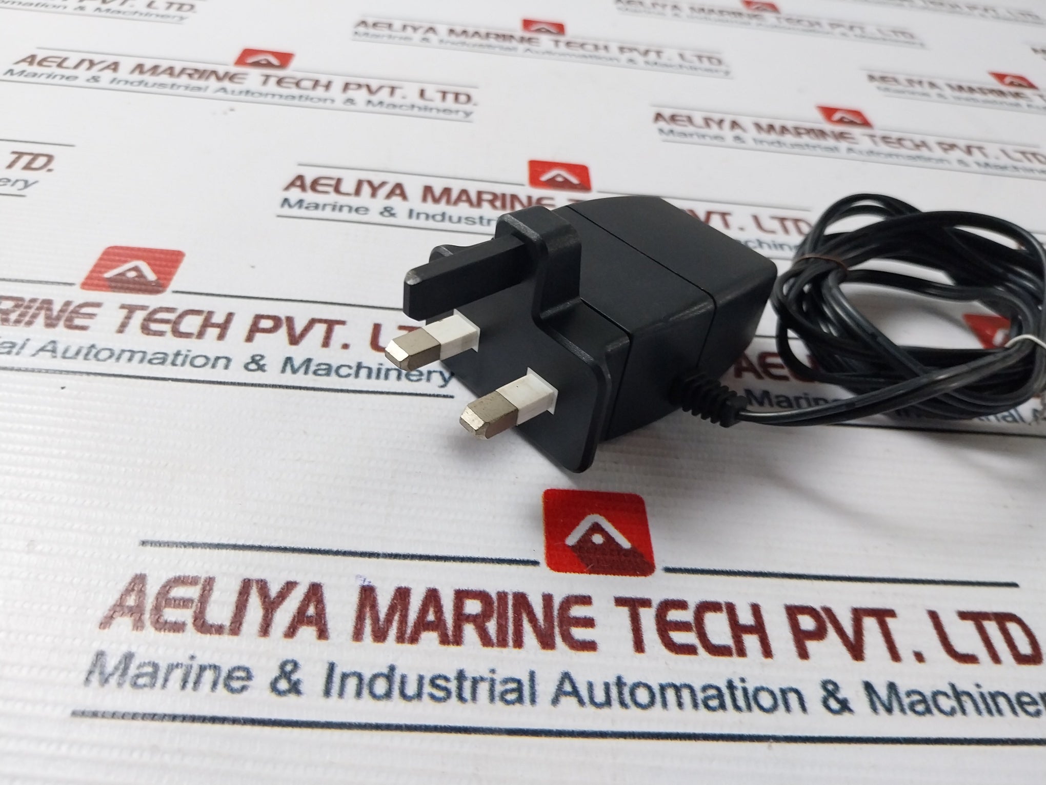 Helms-man Scp0550600P Ac/Dc Adaptor 100-240V~ 50-60Hz 300Ma