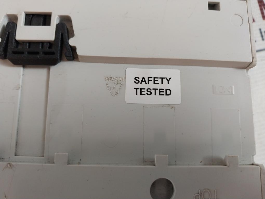 Helvar 454 Trailing Edge Dimmer 85-264 Vac