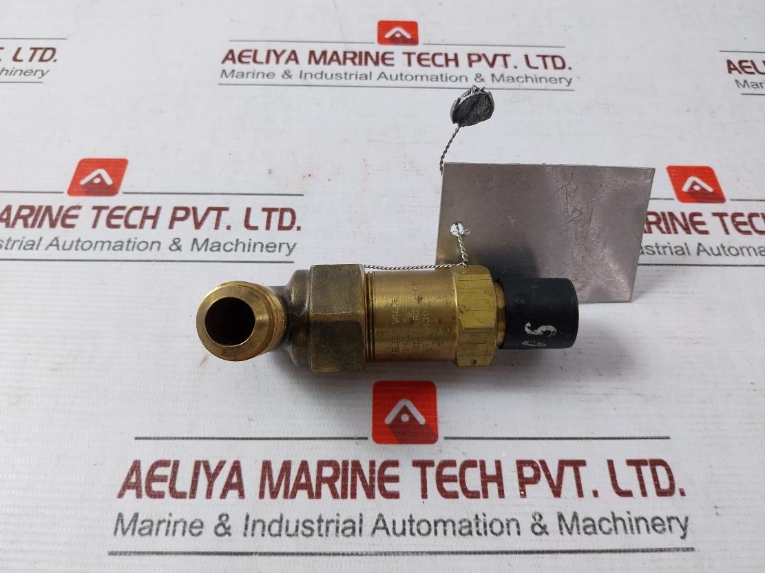 Henry 527E Pressure Relief Valve 1/2 In 400 Psi 527-400 31.9 Lbs Air/Min