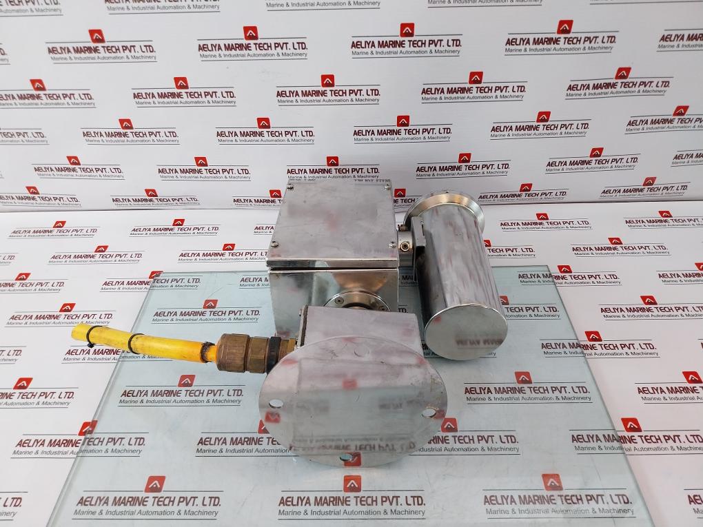 Hernis Pt9/300 Complete Ptz Camera Station Fcb-ex480c 30vac 100w 50/60hz