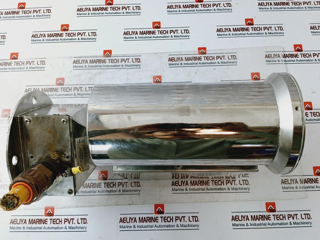 Hernis Scan Systems Pt9/300 (Ip66) Complete Ptz Camera Station 30Vac 100W