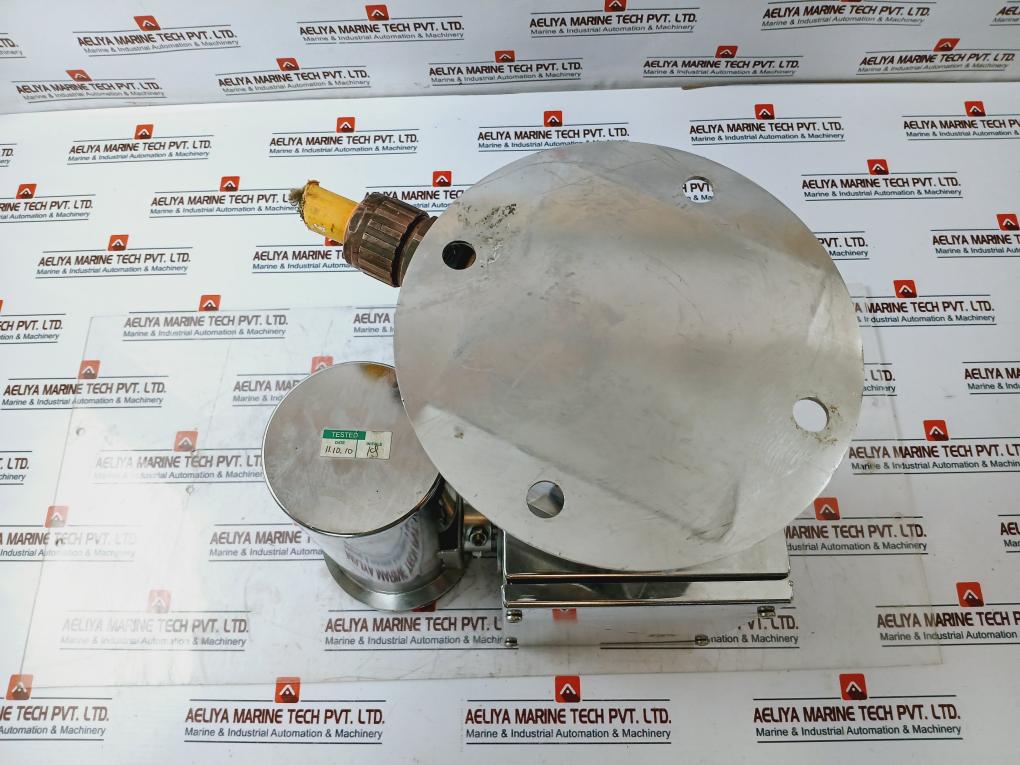 Hernis Scan Systems Pt9/300 (Ip66) Complete Ptz Camera Station 30Vac 100W