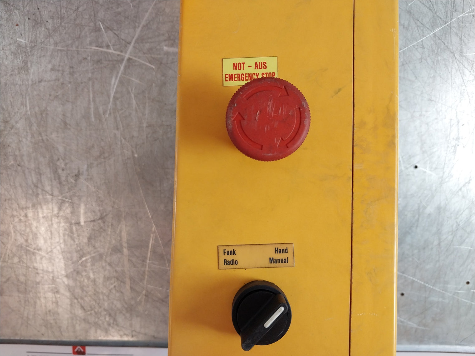 Hetronic Ga 610 Crane Controller Cable Control Module