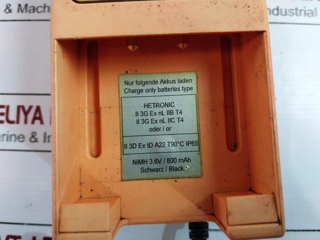 Hetronic Uch-2-ac-ex2 Mini Battery Charger 90-270Vac 300Ma Ip65