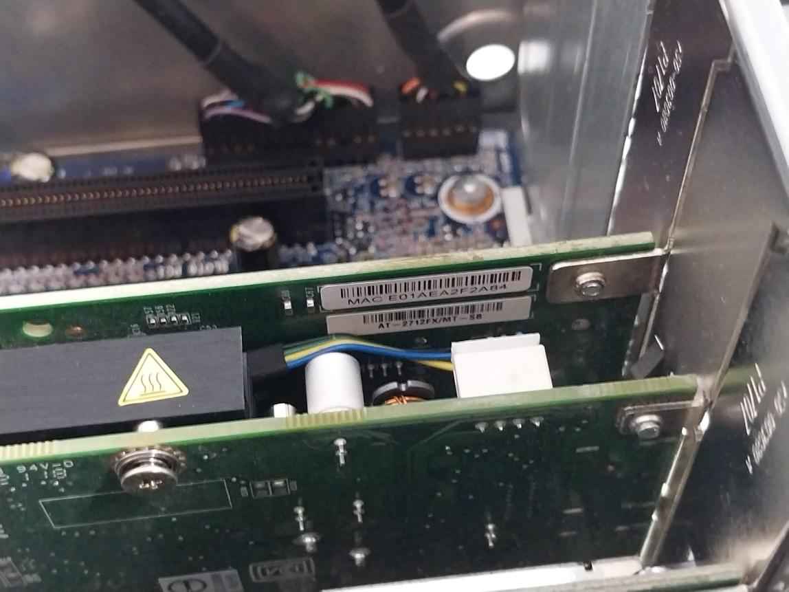 Hewlett-packard Z440 Workstation H92, P2014 100-240V/9.5A 50-60Hz 700W