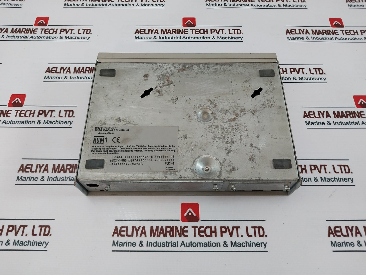 Hewlett Packard J2610B Advancestack Hub-8U External Hub Hp J2610B