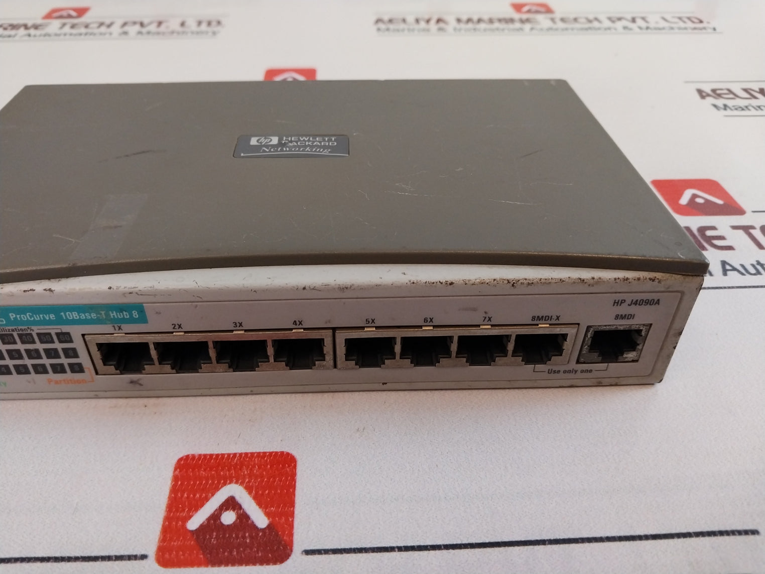 Hewlett Packard J4090-80011 10 Base-t Hub 8-port Ethernet Hub Hp J4090A