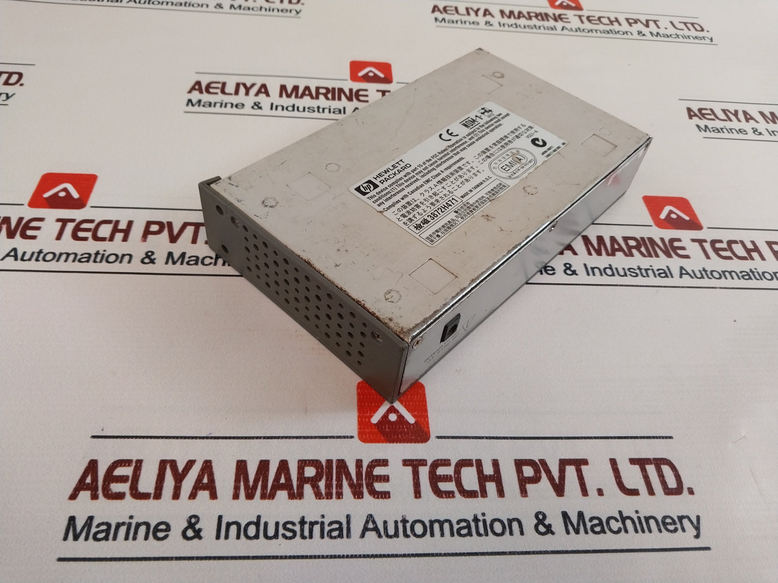 Hewlett Packard J4090-80011 10 Base-t Hub 8-port Ethernet Hub Hp J4090A