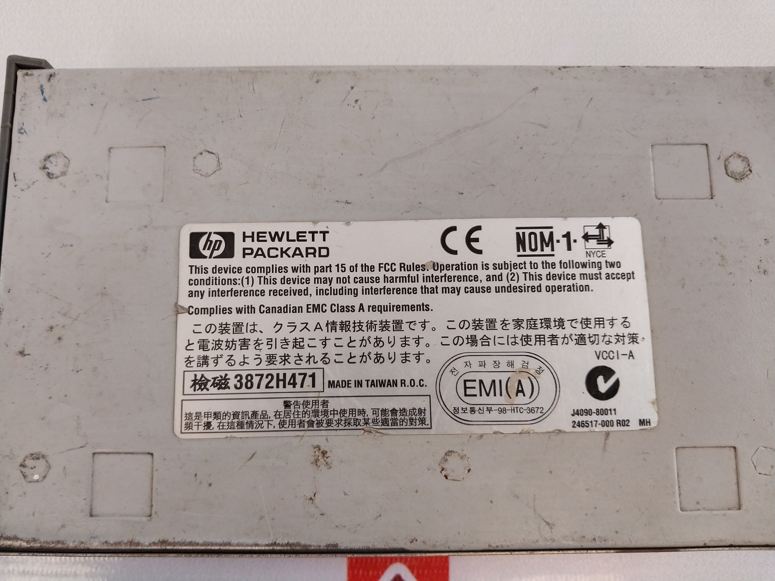 Hewlett Packard J4090-80011 10 Base-t Hub 8-port Ethernet Hub Hp J4090A