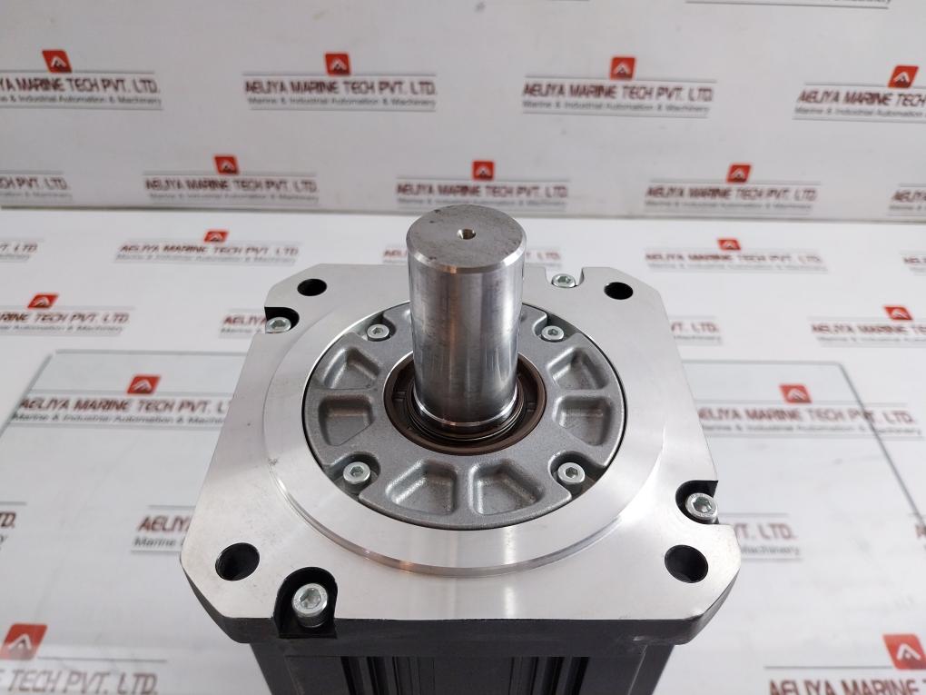 Hf-jp5034 Ac Servo Motor 3000 R/Min 0-200Hz Mitsubishi