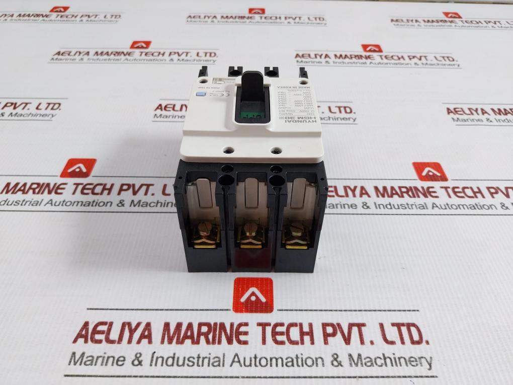 Hgm-30S 3-pole Molded Case Circuit Breaker 1000V 50/60Hz Hyundai Electric
