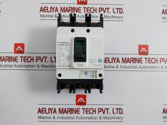 Hgm-30S 3-pole Molded Case Circuit Breaker 1000V 50/60Hz Hyundai Electric