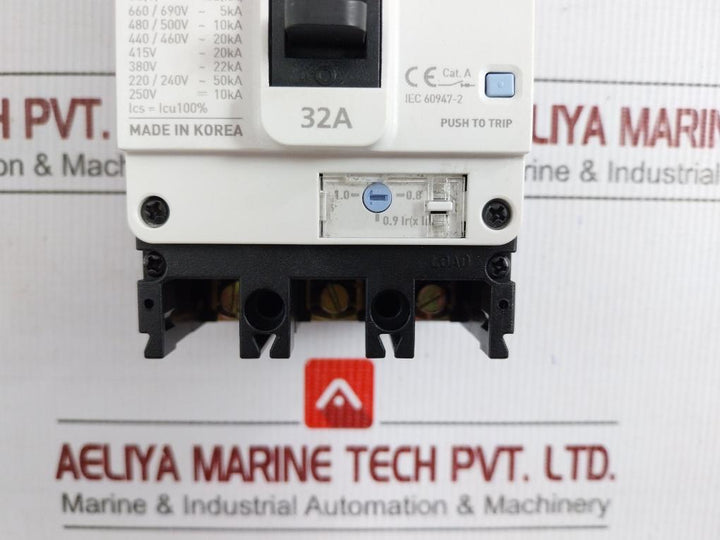 Hgm-30S 3-pole Molded Case Circuit Breaker 1000V 50/60Hz Hyundai Electric