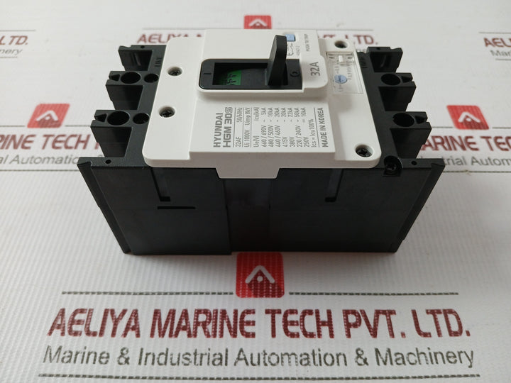 Hgm-30s-F-Molded-Case-Circuit-Breaker-1000v-8kv-Hyundai-7