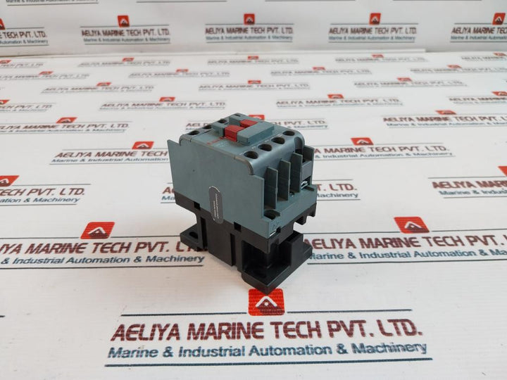 Himel HDC3 1811 Contactor 32A 690V
