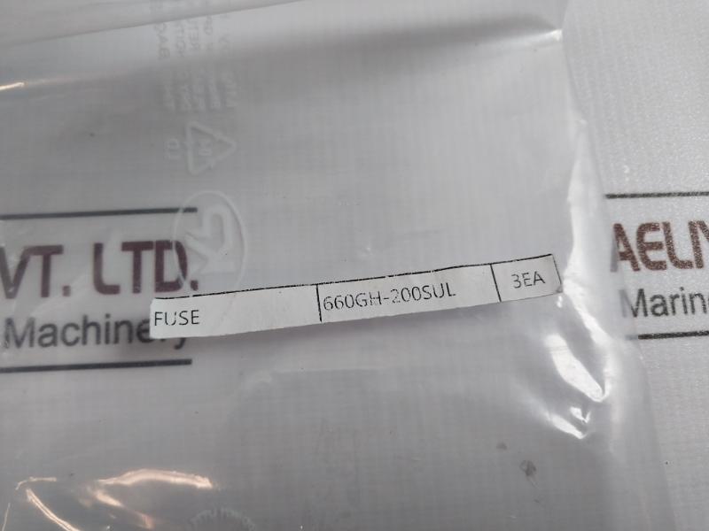 Hinode 660Gh-200Sul Protect Fuse 200A Ac/Dc 660V Ir 100Ka 3Ea F14756