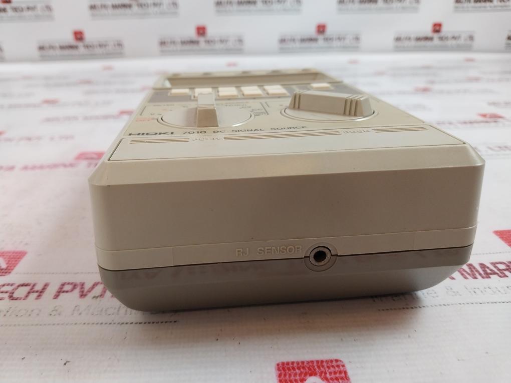 Hioki 7010 Dc Signal Source Generator Operation 0232469 Max.25ma 15v/100ma
