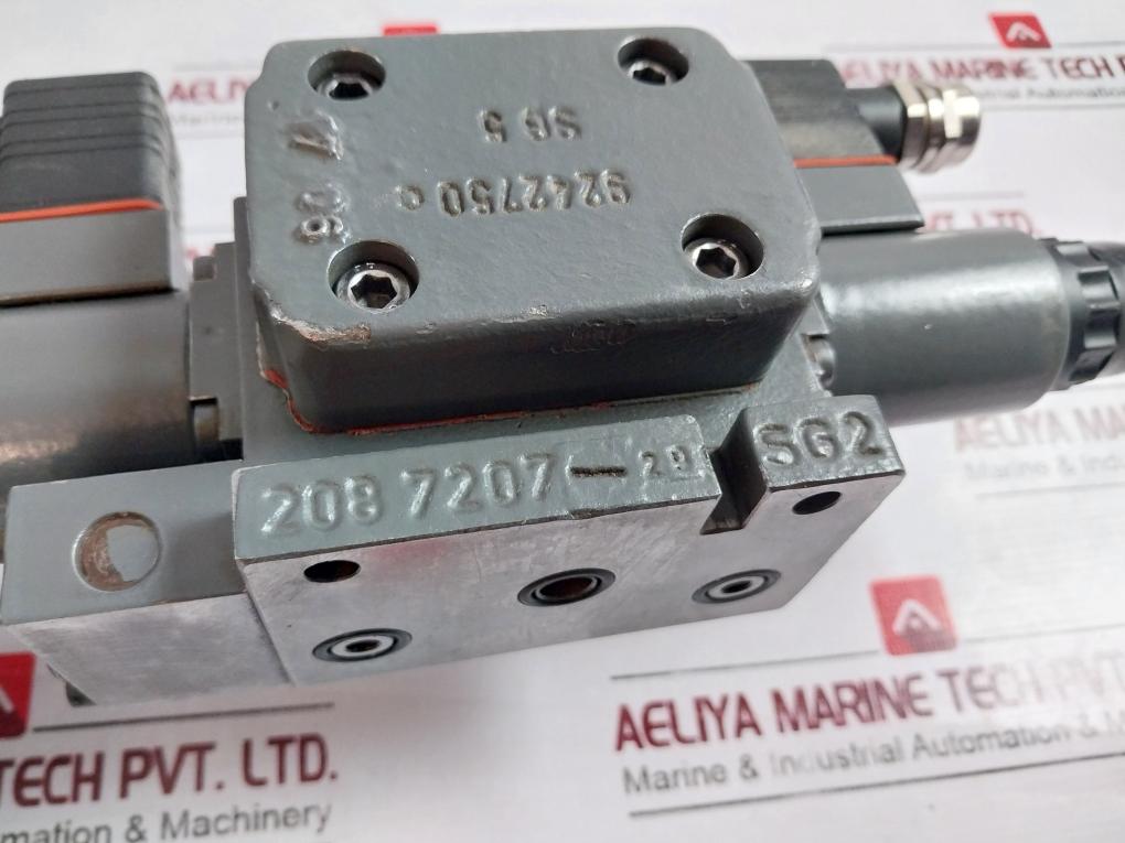 Hirschmann R902602653 Solenoid Valve 208 7207-29 24v