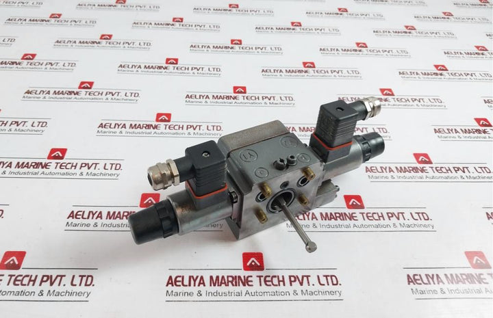 Hirschmann R902602653 Solenoid Valve 208 7207-29 24v