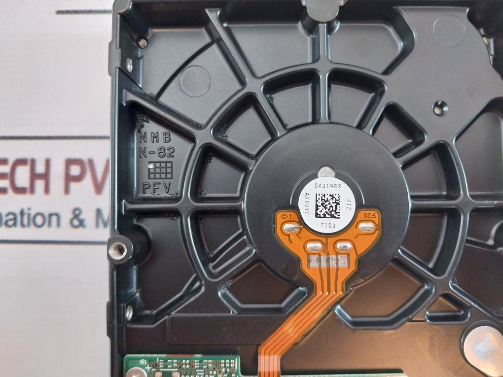 Hitachi 0A34395 Hard Disk Hds721616Plat80