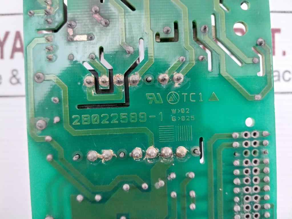 Hitachi 2B022589-1 Printed Circuit Board J300-110Hf