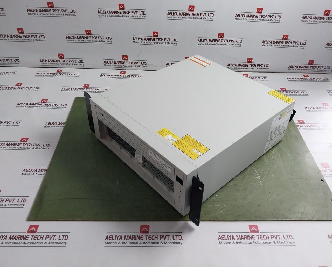 Hitachi Hf-w6500 Industrial Computer Cpu 100V-240V Hj-65459Ewed