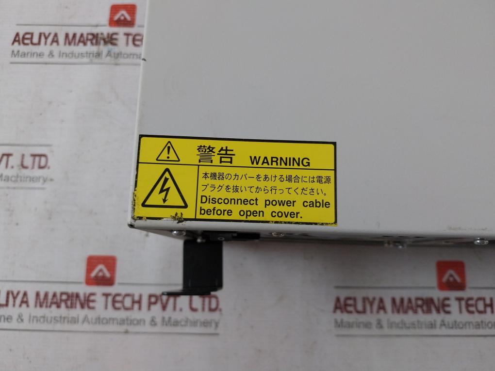 Hitachi Hf-w6500 Industrial Computer Cpu Ac 100V-240V 4225550-1 R2 50Hz/60Hz