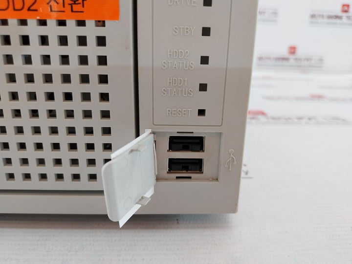 Hitachi Hf-w6500 Industrial Computer Cpu Ac 100V-240V 4225550-1 R2 50Hz/60Hz
