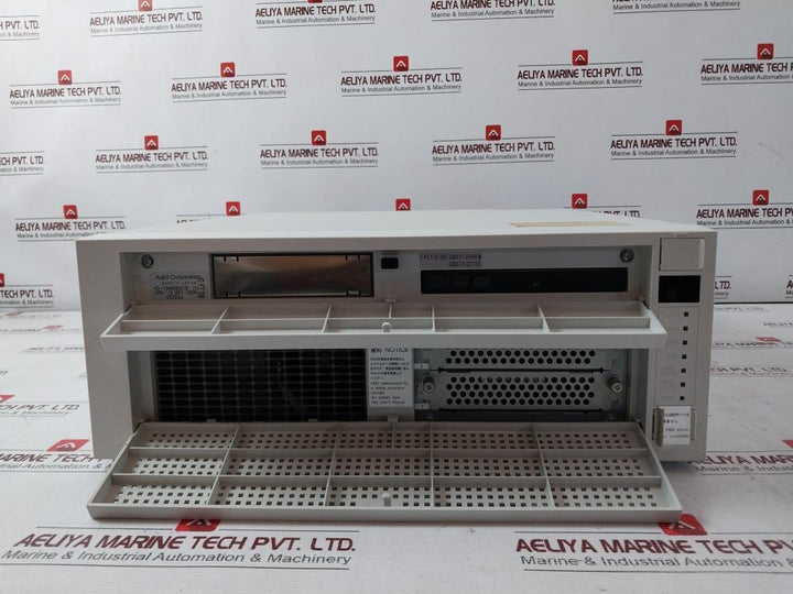 Hitachi Hf-w6500 Industrial Computer Hj-65359Ewed Yt10-13 50Hz/60Hz Yot-502