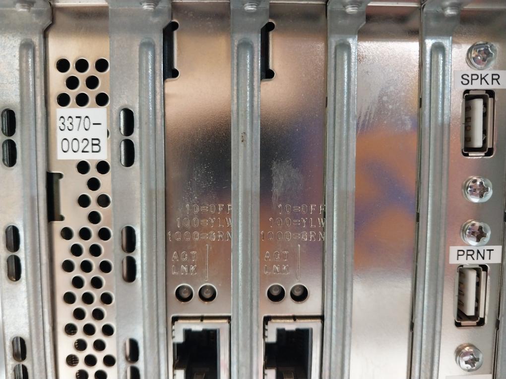 Hitachi Hf-w6500 Industrial Computer Hj-65359Ewed Yt10-13 50Hz/60Hz Yot-502