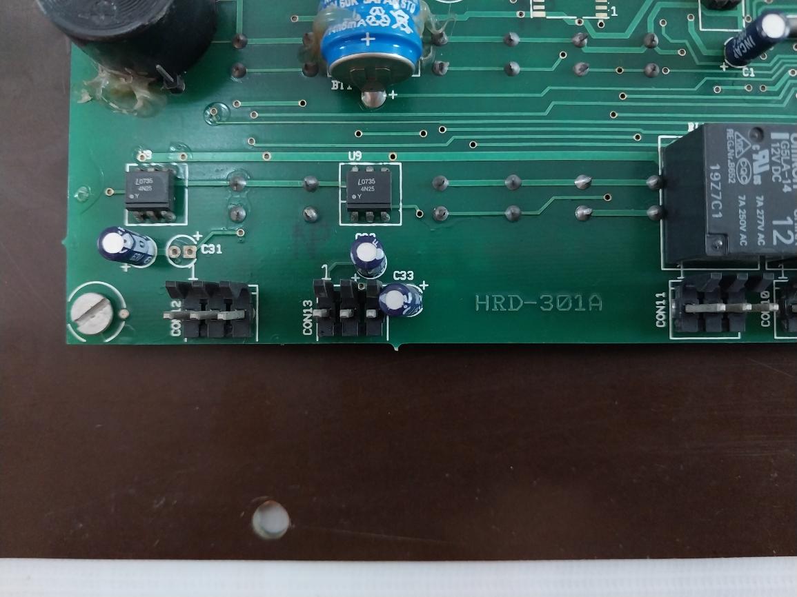 Hitachi Hrd-301A Ups System Unit Control Panel B-8203