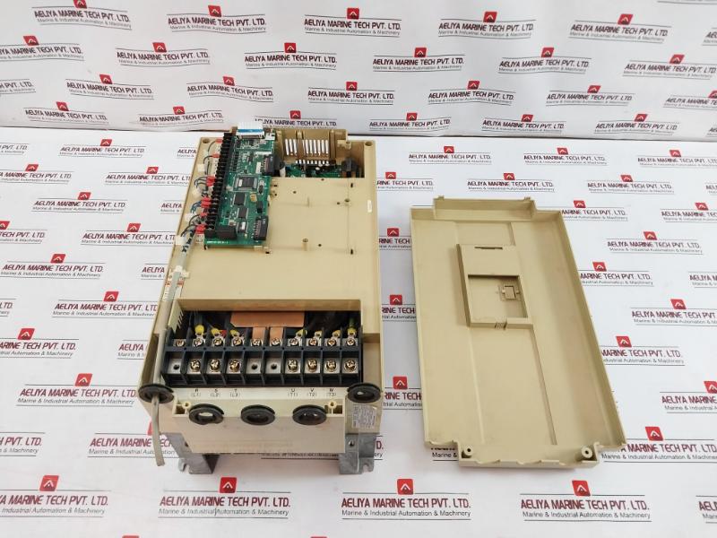 Hitachi Jh300 3 Phase Igbt Inverter J300-110L3 924Ct24027A8 24Vdc 0.15A 16 Kva