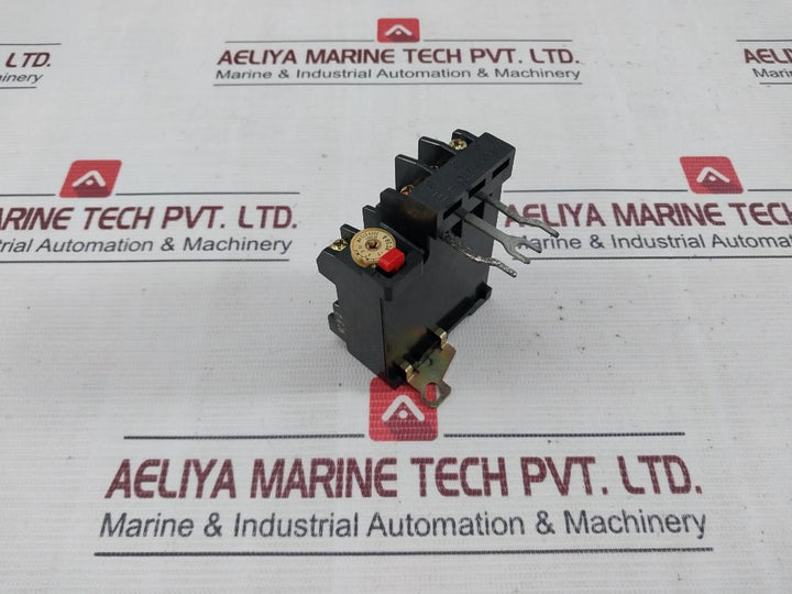 Hitachi Tr11-1E Thermal Overload Relay Contactor 0.75 Kw Rc 3.8A
