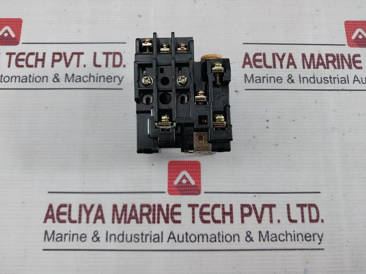 Hitachi Tr11-1E Thermal Overload Relay Contactor 0.75 Kw Rc 3.8A
