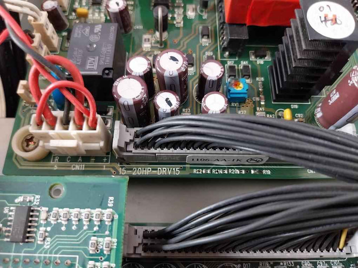 Hitake Vfc-1200F4015 Variable Frequency Controller 15-20Hp-drv15 Ac440V 50/60Hz