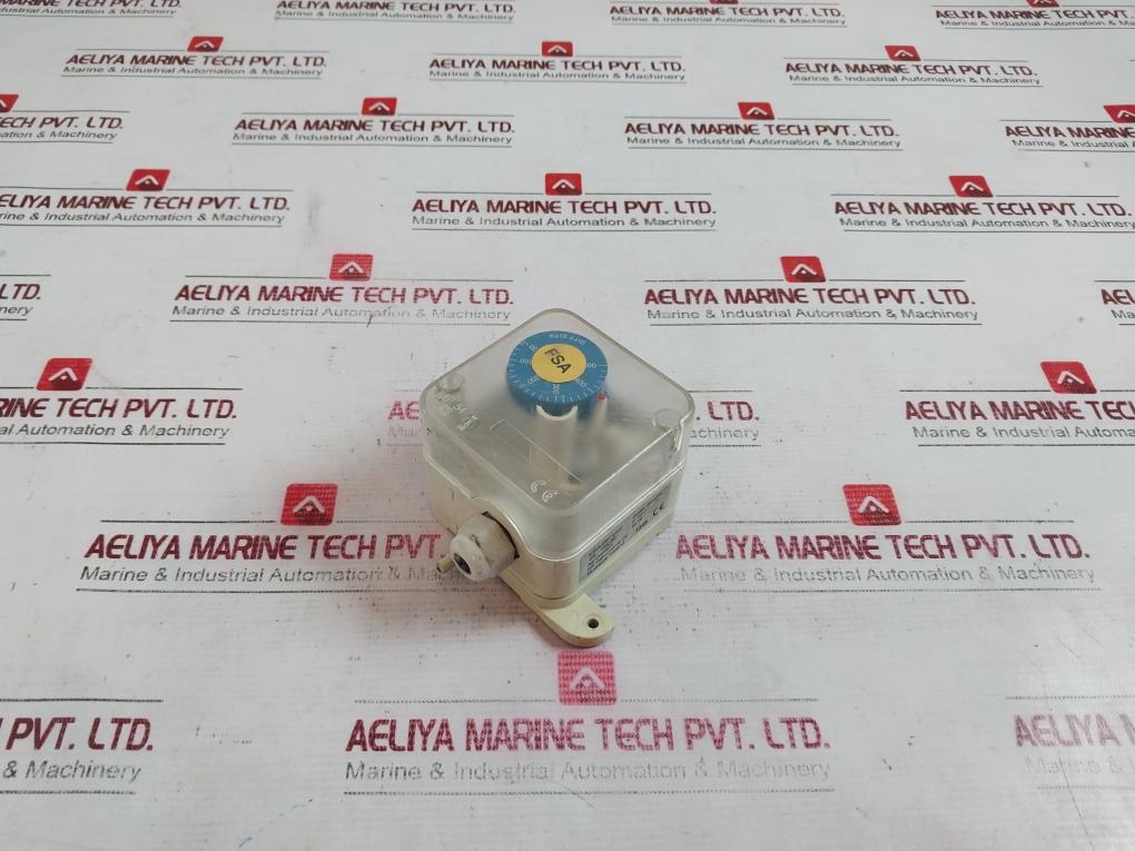 Hk Instruments Diff20Pa Differential Pressure Transmitter 3(2)A/250 Vac 50 Kpa