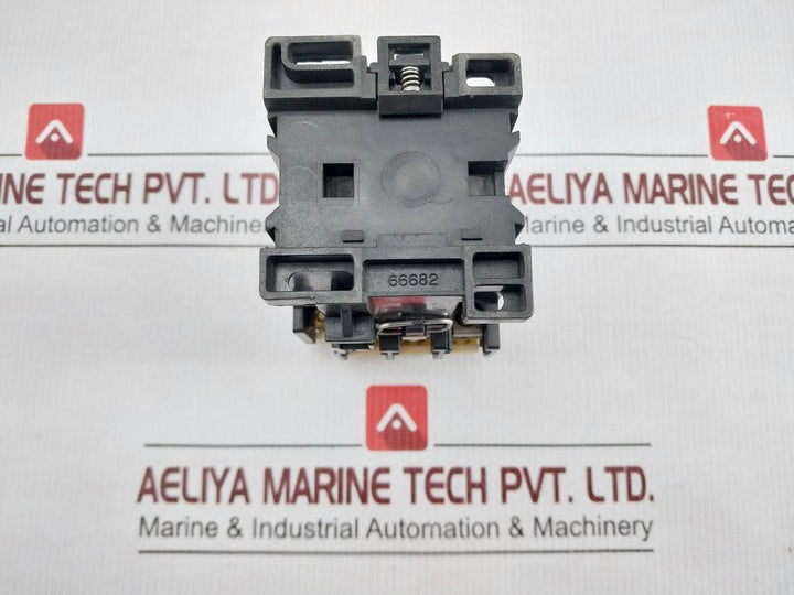 Hmc-37-W10-Magnetic-Contactor-750V-55A-Hyundai-208824-2
